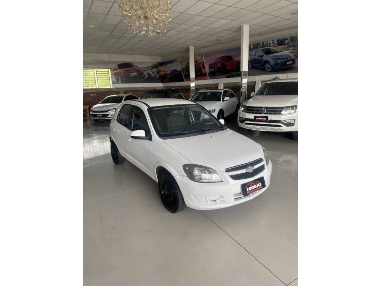 CHEVROLET - CELTA - 2013/2014 - Branca - R$ 37.900,00