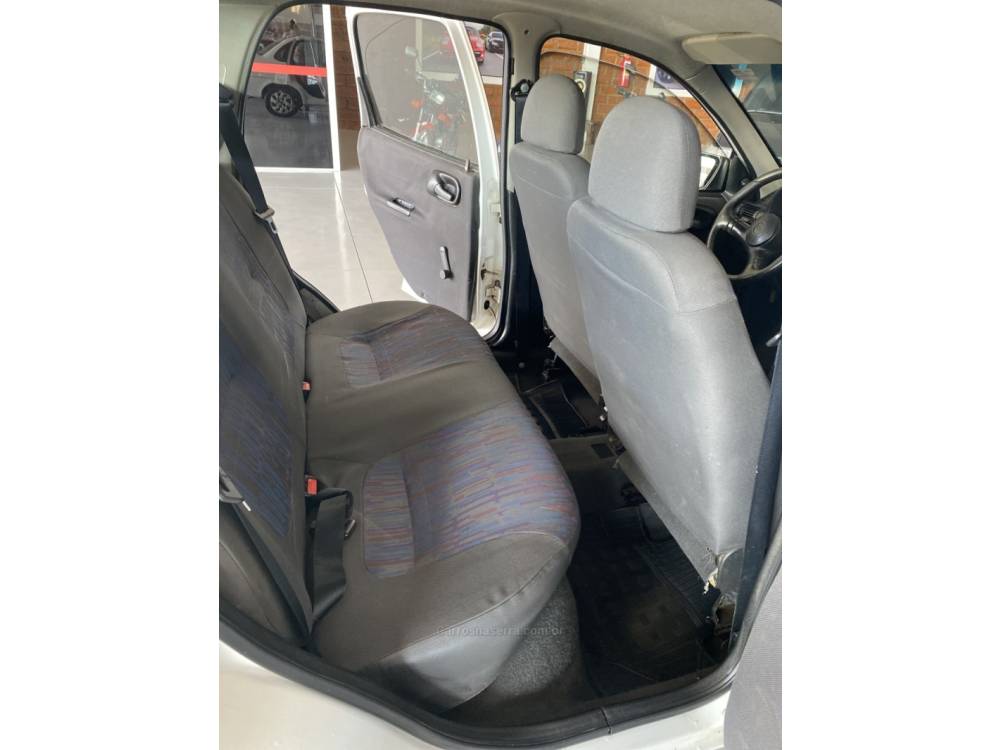 CHEVROLET - CORSA - 2006/2006 - Branca - R$ 16.900,00