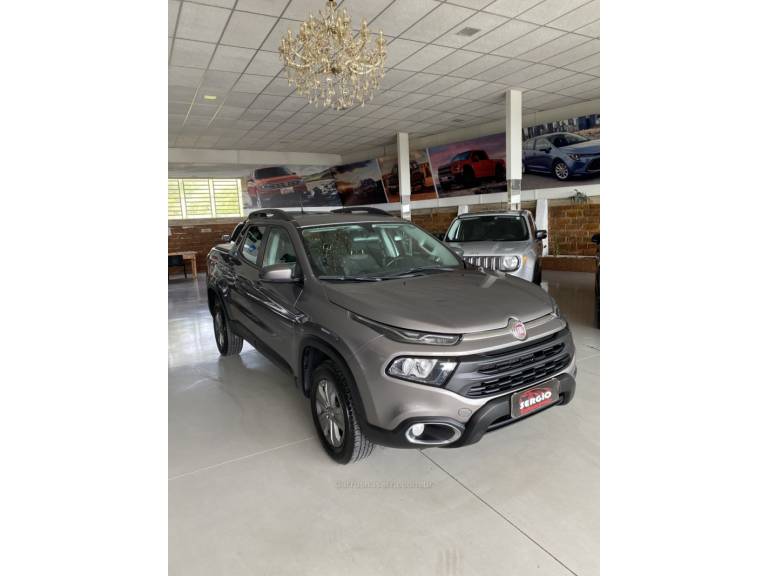 FIAT - TORO - 2021/2021 - Cinza - R$ 105.900,00