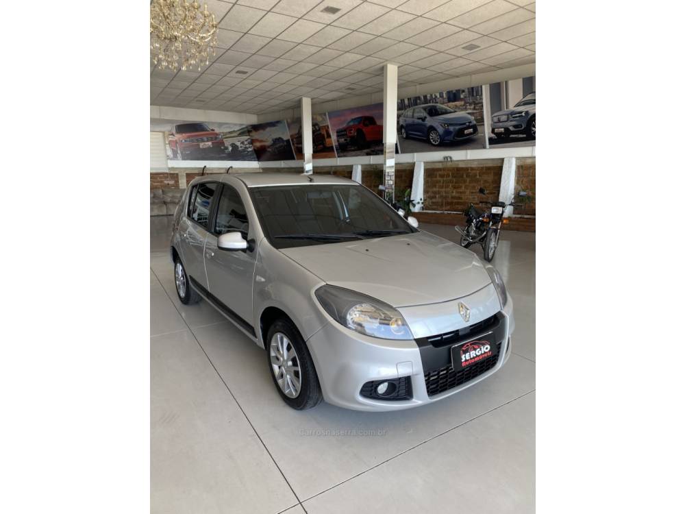 RENAULT - SANDERO - 2008/2008 - Prata - R$ 29.900,00