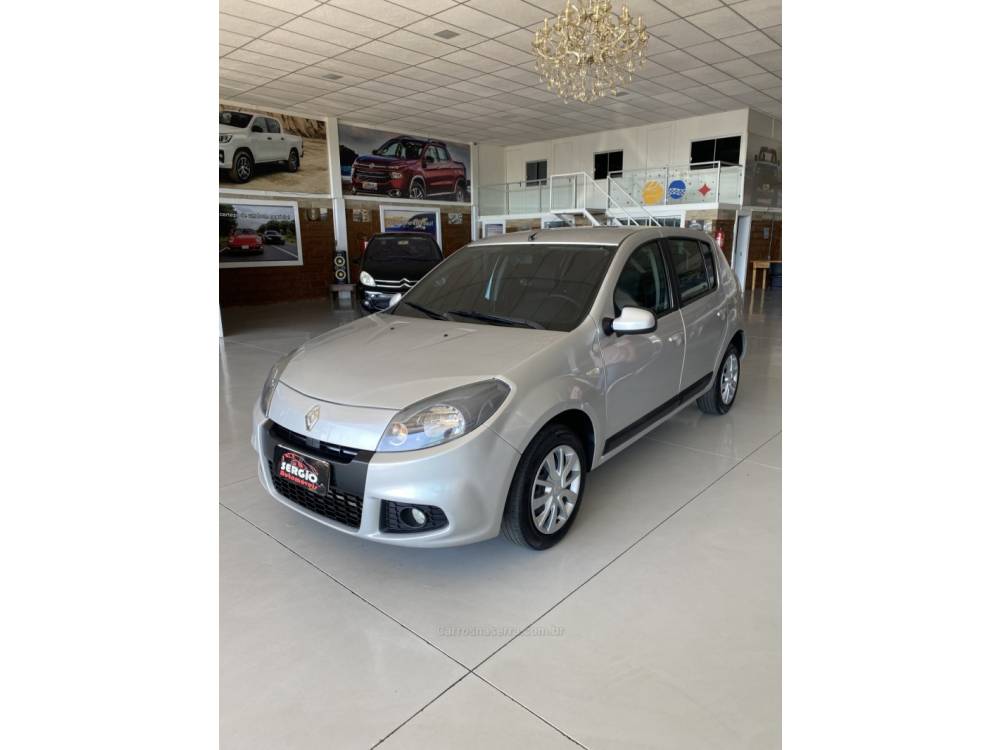 RENAULT - SANDERO - 2008/2008 - Prata - R$ 29.900,00